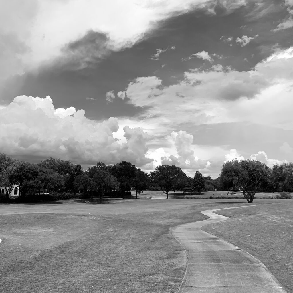I love the Texas sky! My mom always talked about how the sky was bigger in Texas.